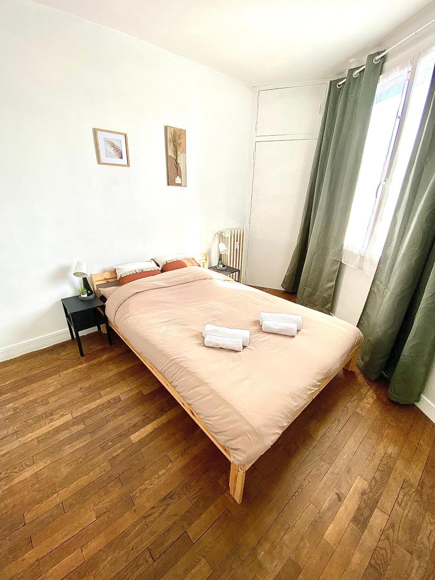 Le Chinchauvaud, Spacieux Avec Balcon Limoges Kültér fotó