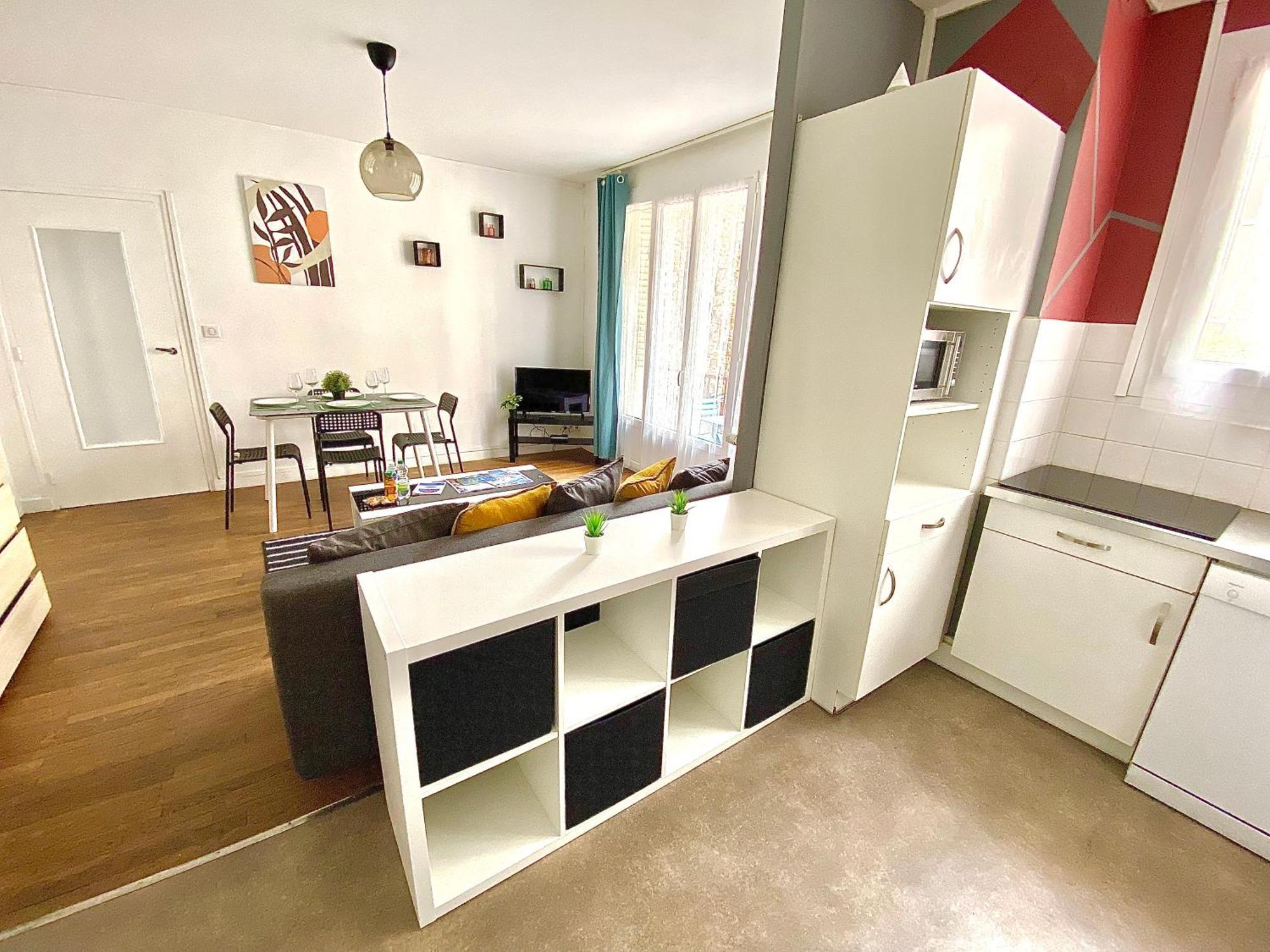 Le Chinchauvaud, Spacieux Avec Balcon Limoges Kültér fotó